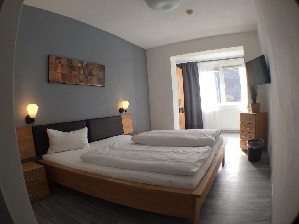 Hotel-Fritz Valwig Bagian luar foto